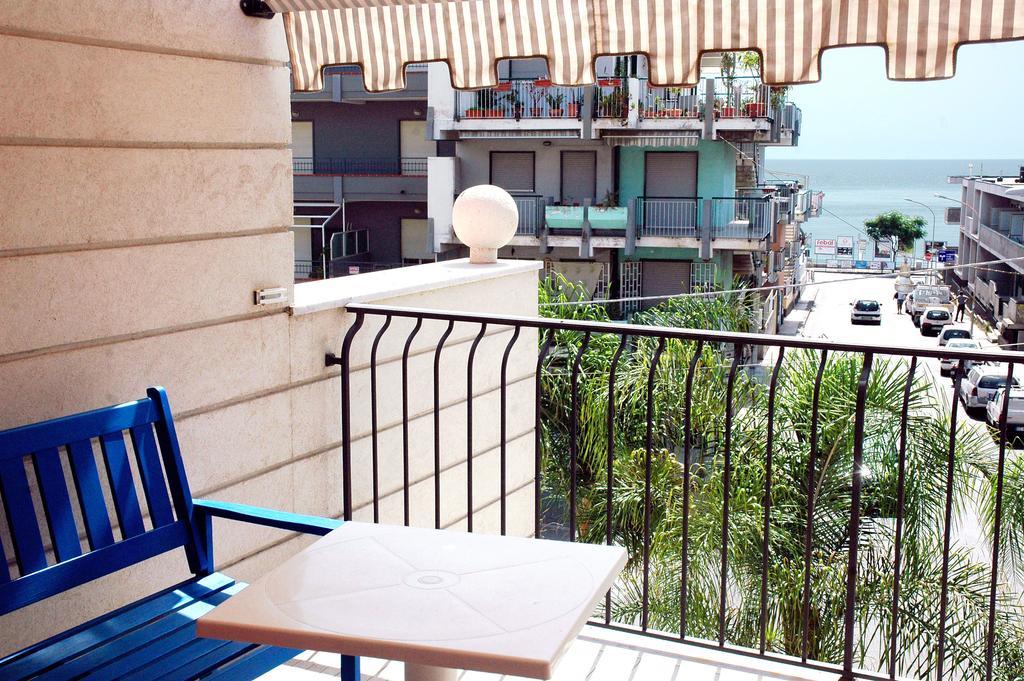 לינה וארוחת בוקר רוקאלומרה Casa Del Vento מראה חיצוני תמונה